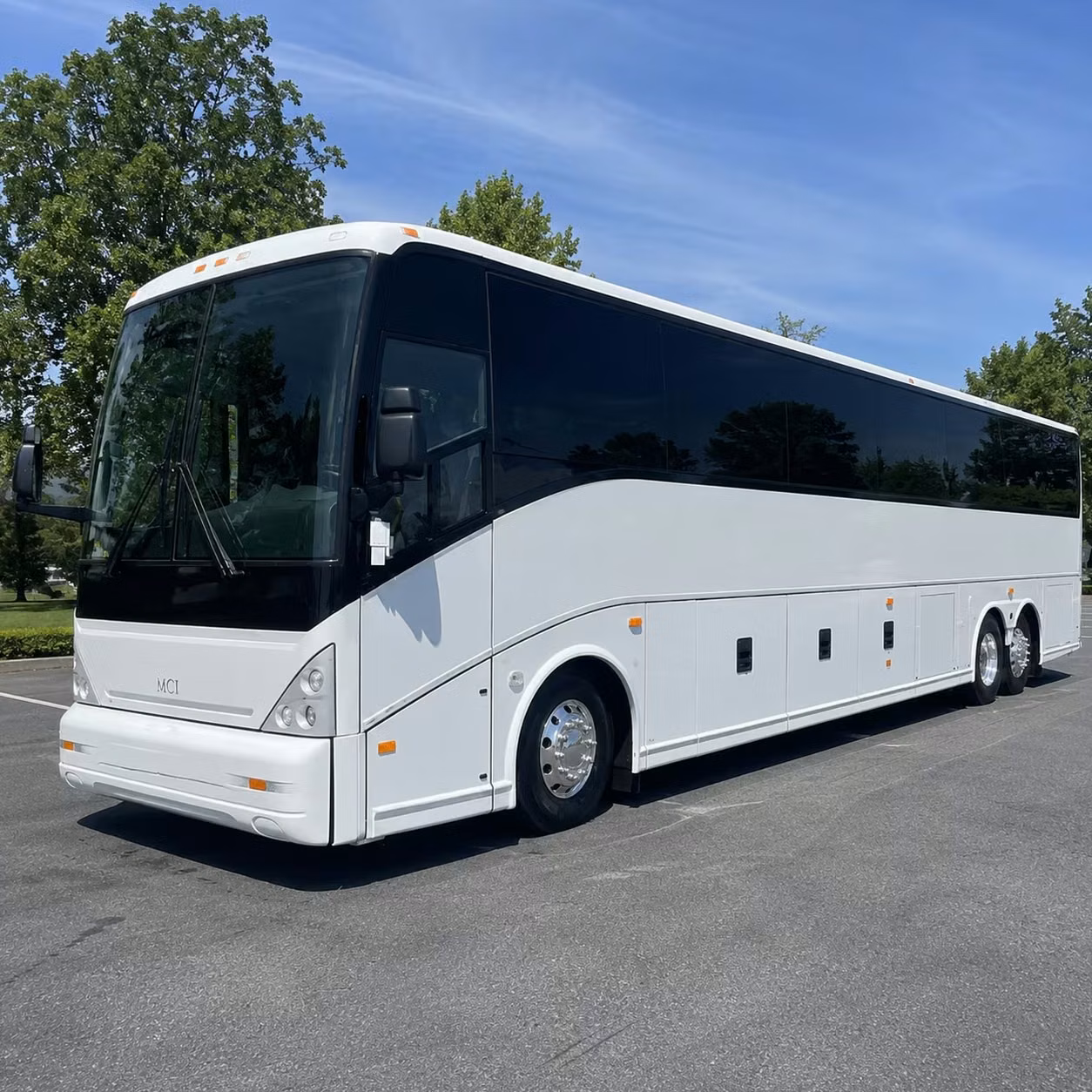 bus rental options for hollywood trips